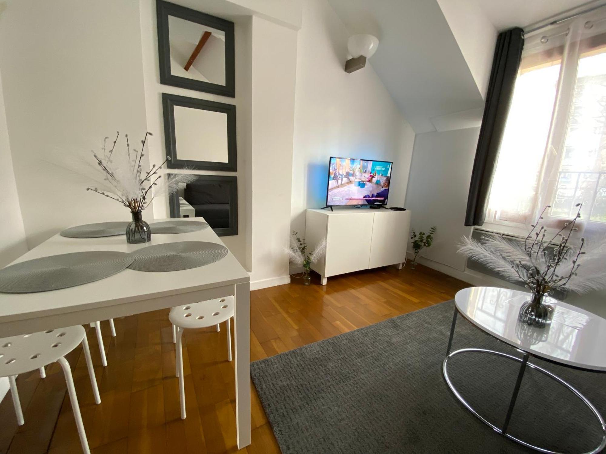 Duplex Minimaliste - 30 Min De Paris Lägenhet Saint-Ouen-l'Aumone Exteriör bild