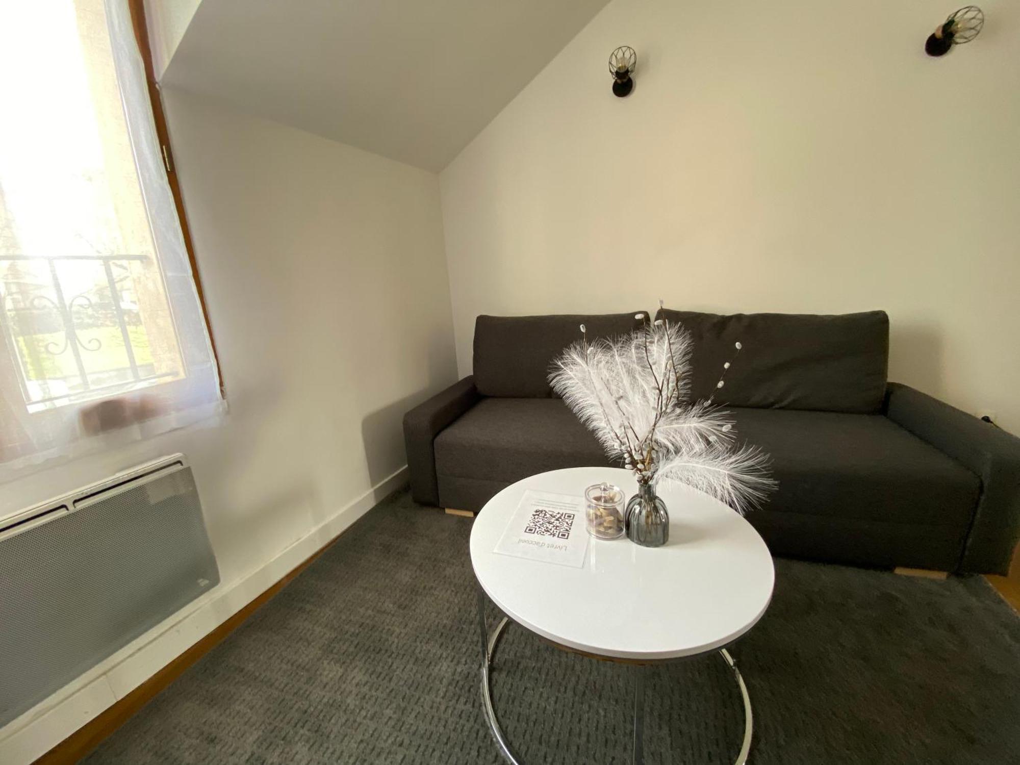 Duplex Minimaliste - 30 Min De Paris Lägenhet Saint-Ouen-l'Aumone Exteriör bild