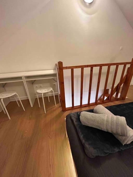 Duplex Minimaliste - 30 Min De Paris Lägenhet Saint-Ouen-l'Aumone Exteriör bild
